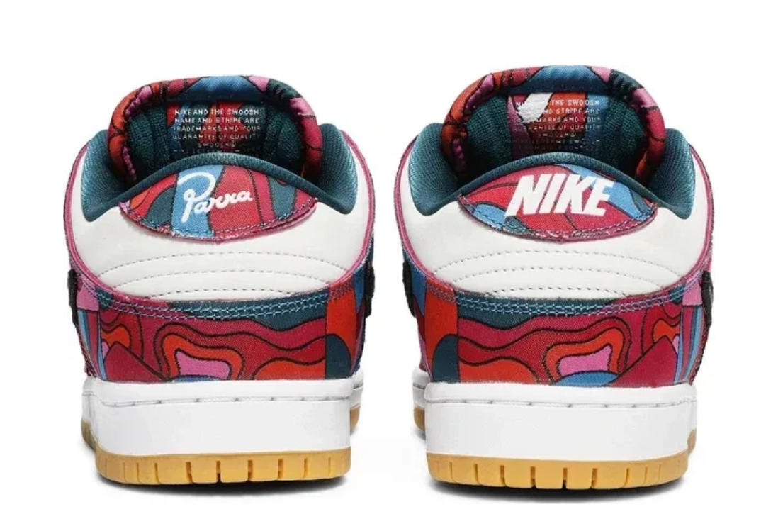 NIKE DUNK PERRA