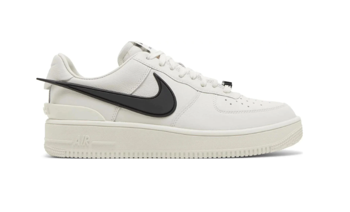 NIKE AIRFORCE 1 AMBUSH WHITE